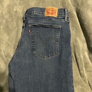 Levi jeans